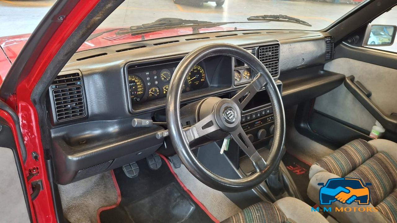 Lancia Delta 5 Porte Delta 1.6 Turbo HF RST