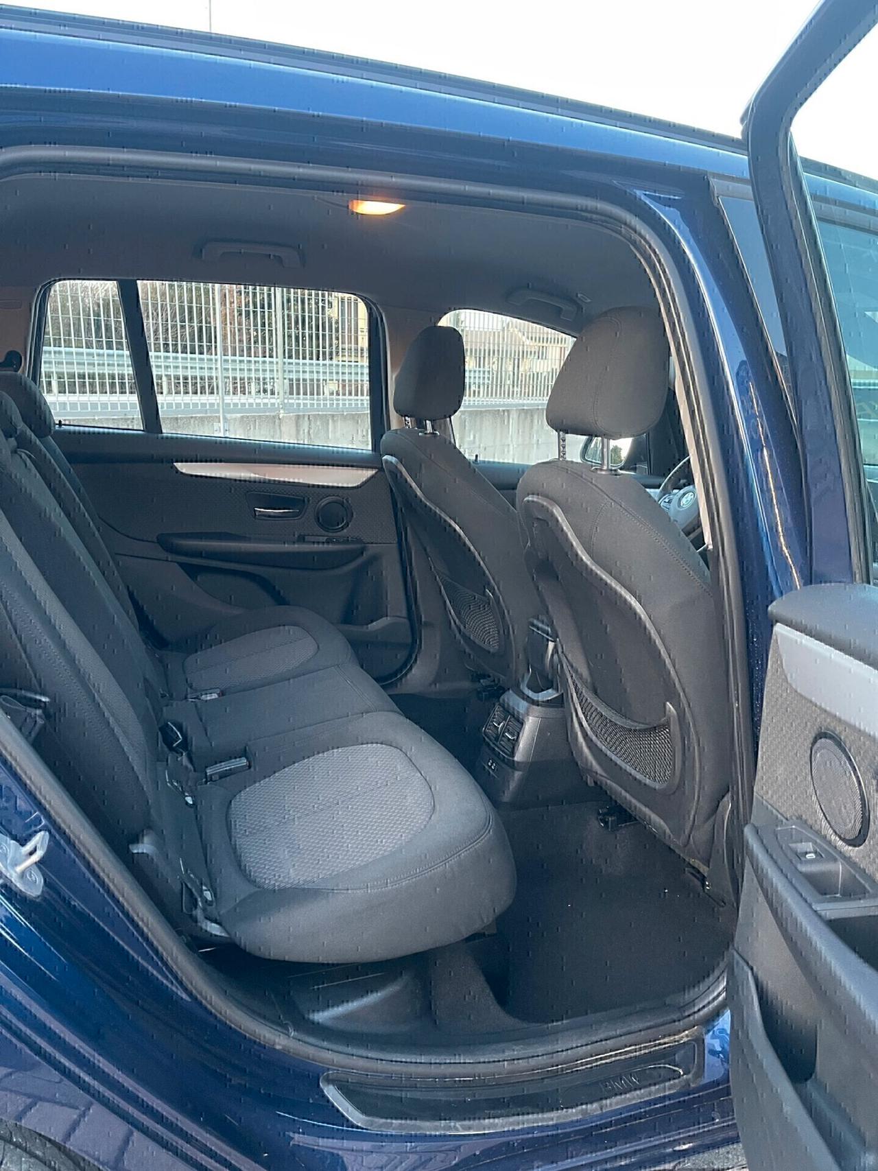 Bmw 2er Active Tourer 216d Active Tourer Advantage NeoPatentati