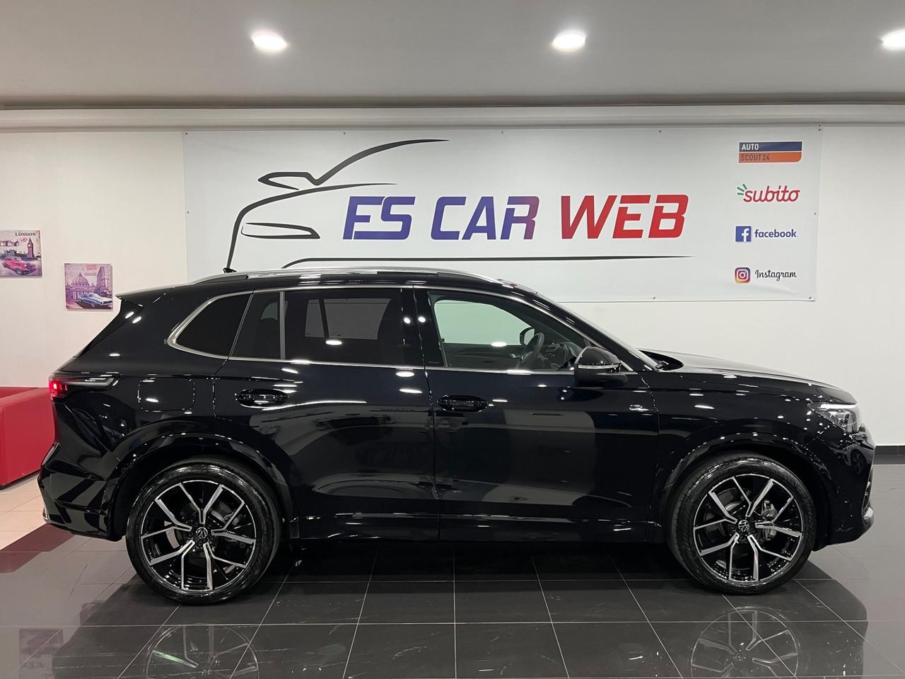 VOLKSWAGEN Tiguan 2.0 TDI DSG R-Line Plus 150 cv