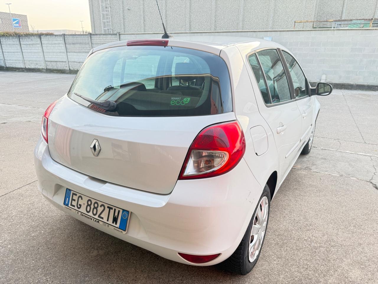 Renault Clio 1.2 16V 5 porte Confort
