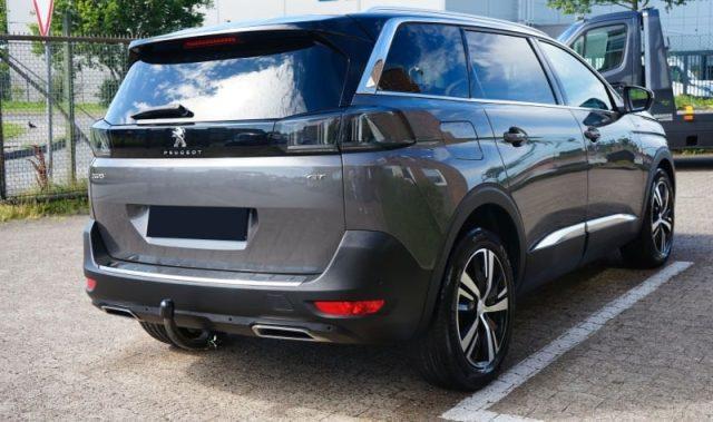 PEUGEOT 5008 BlueHDi 130 S&S EAT8 GT