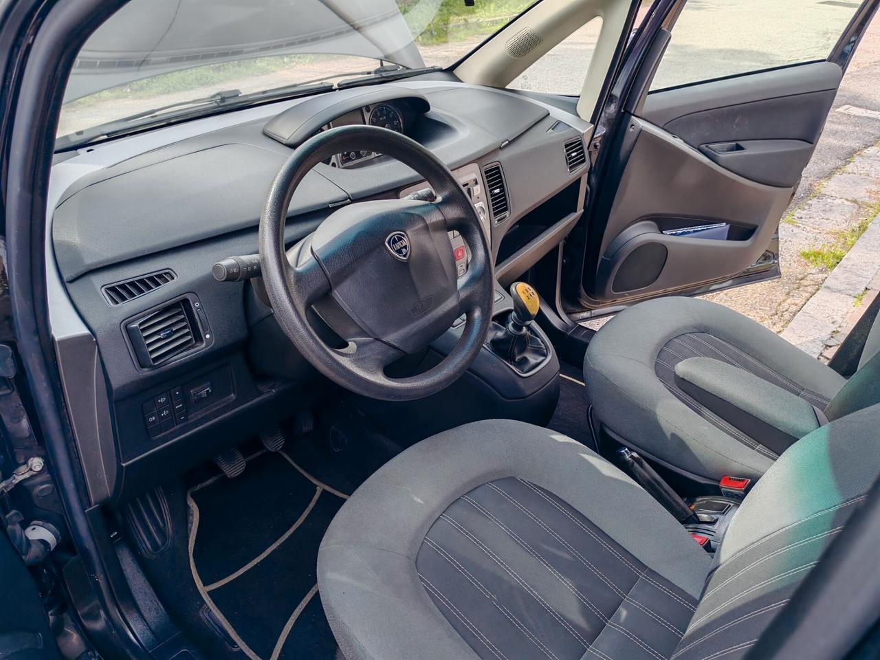 Lancia MUSA 1.4 8V Ecochic (GPL) Gold 2012