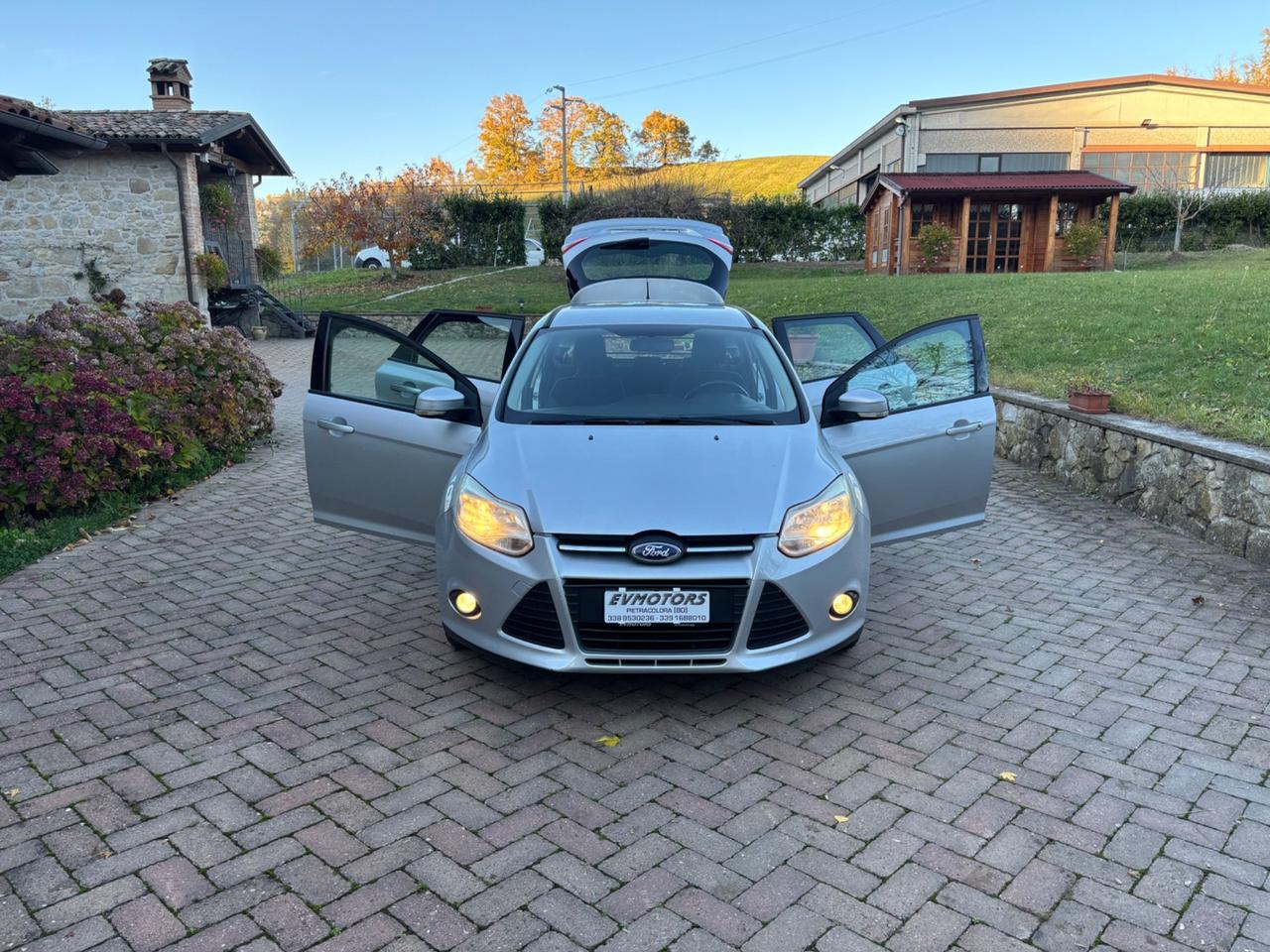 Ford Focus 1.6 TDCi 115 CV SW AUTO SOLO PER OPERATORI DEL SETTORE.