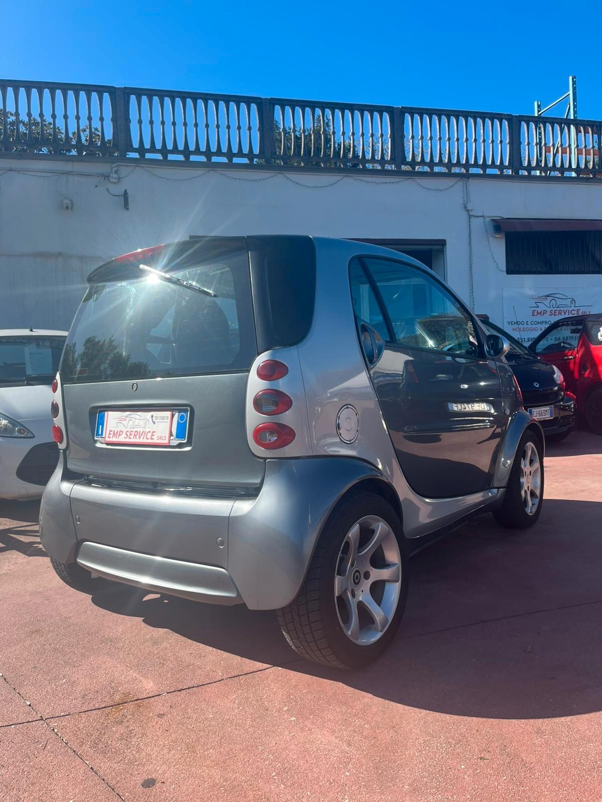 Smart ForTwo 700 coupé pure (45 kW)