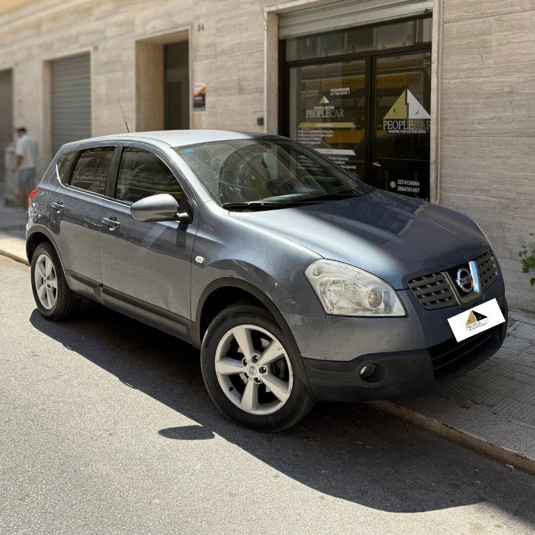 Nissan Qashqai 2.0 dCi **CAMBIO AUTOMATICO**