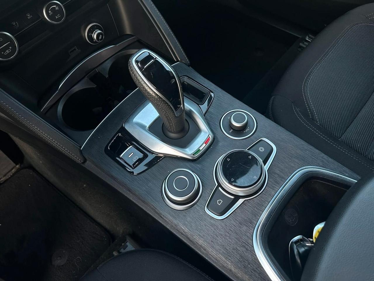 Alfa Romeo Stelvio 2.2 Turbodiesel 190 CV AT8 Q4 Executive