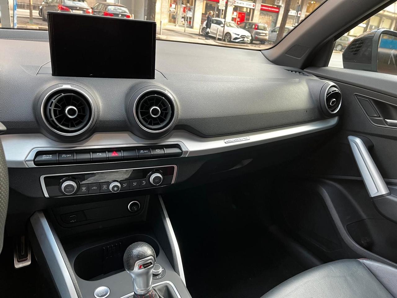 Audi Q2 30 TFSI S line Edition