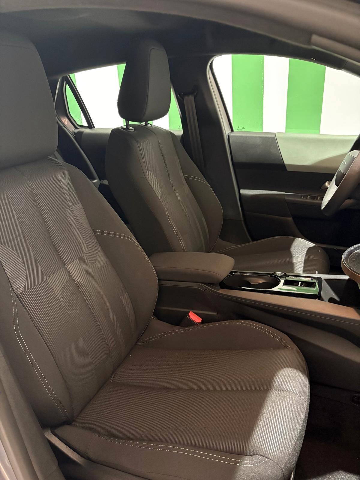 Lancia Ypsilon Hybrid e-DCT