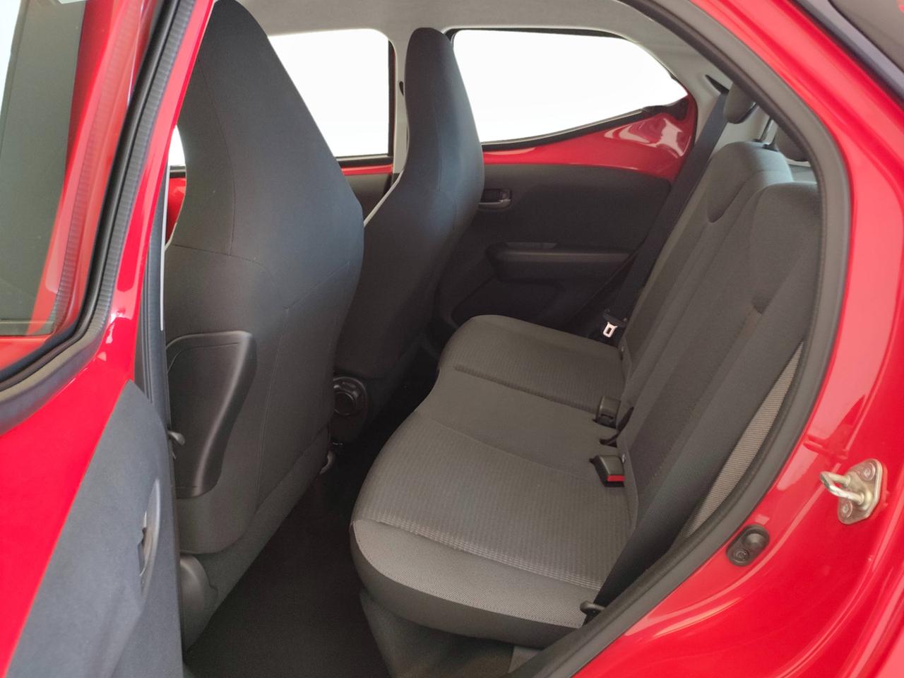 TOYOTA Aygo II 2018 5p - Aygo 5p 1.0 x-play 72cv