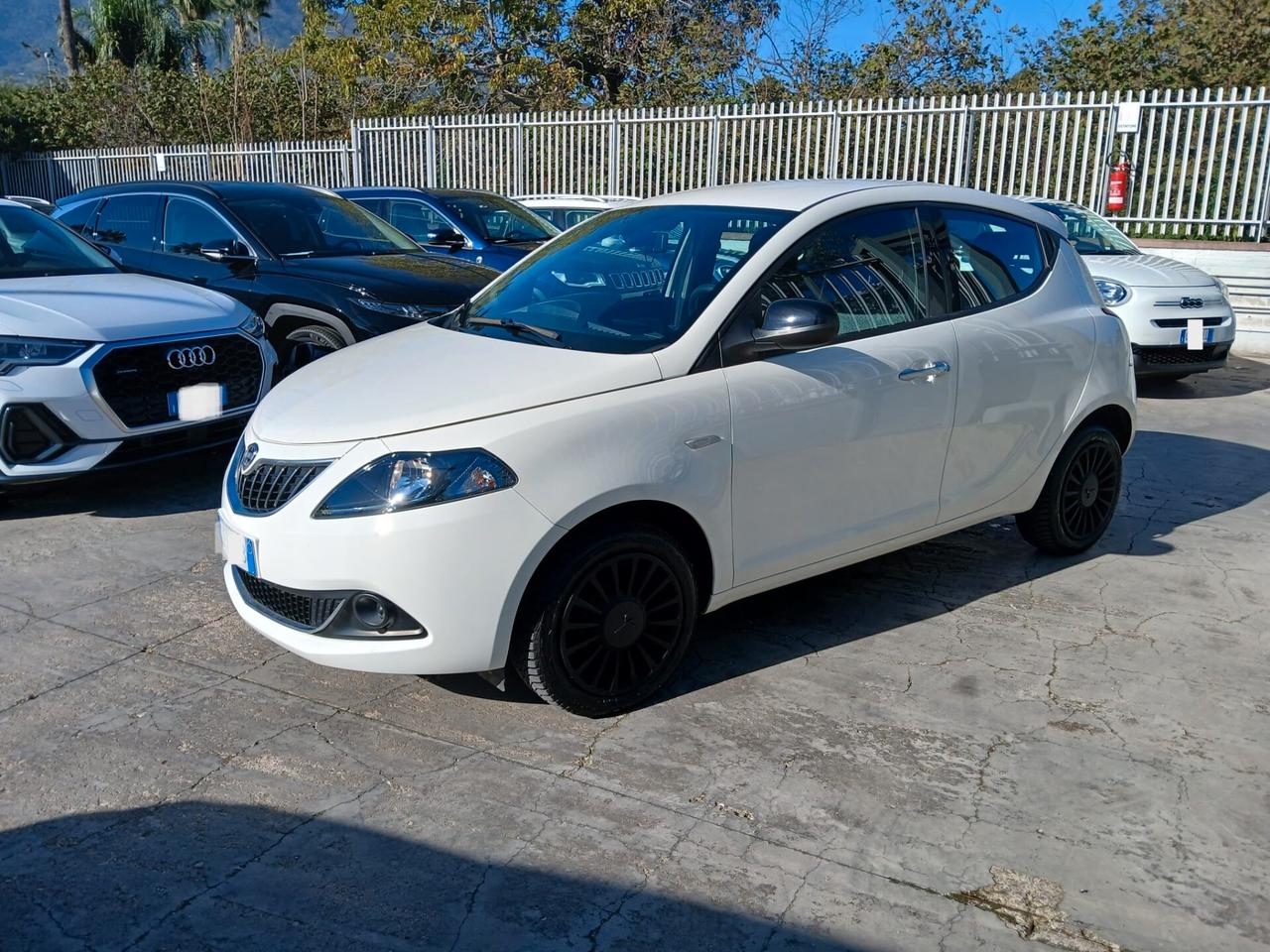 Lancia Ypsilon 1.2 69 CV 5 porte GPL Gold