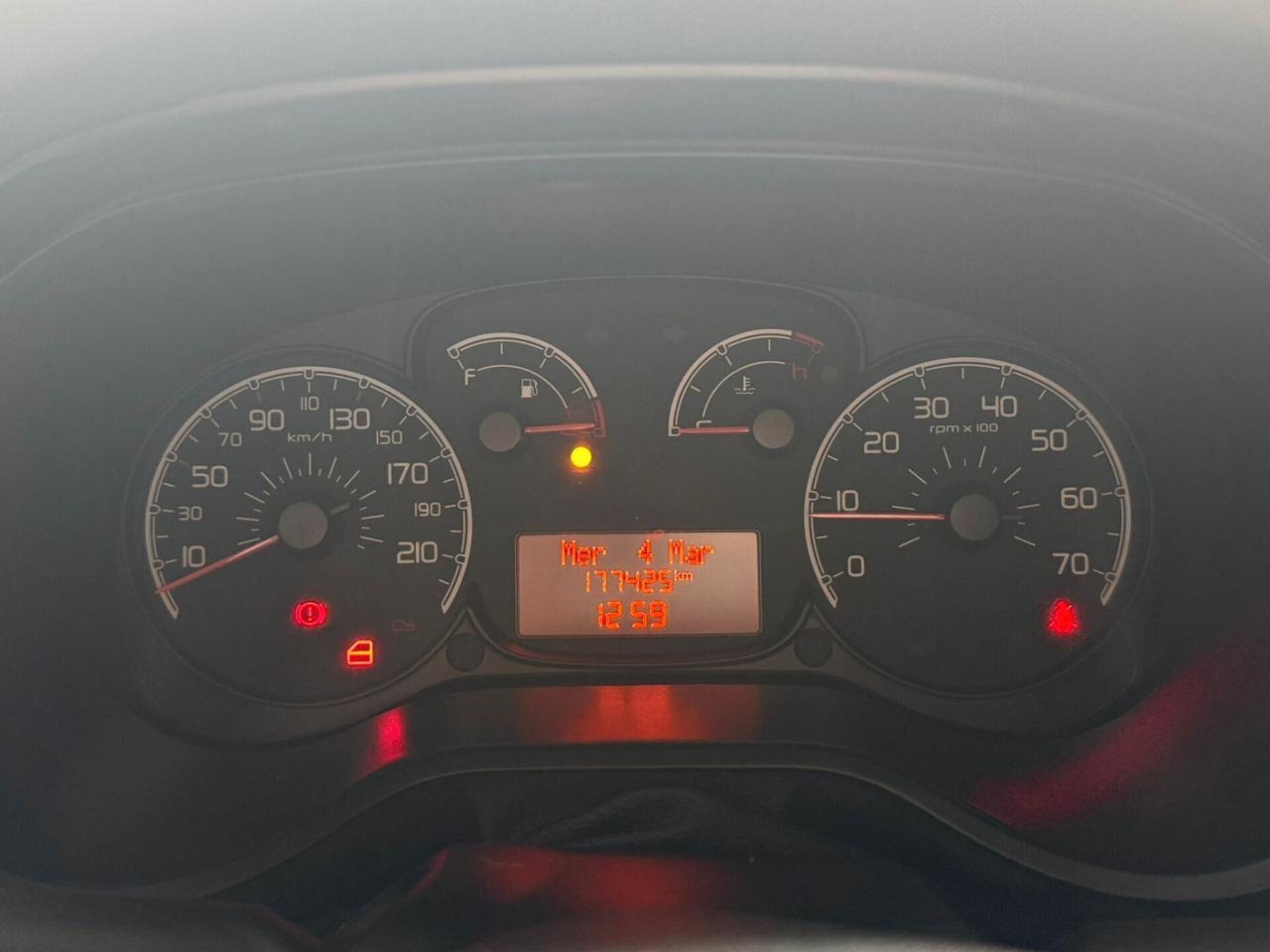 FIAT DOBLO' 1.6 DIESEL DEL NORD ITA 2012