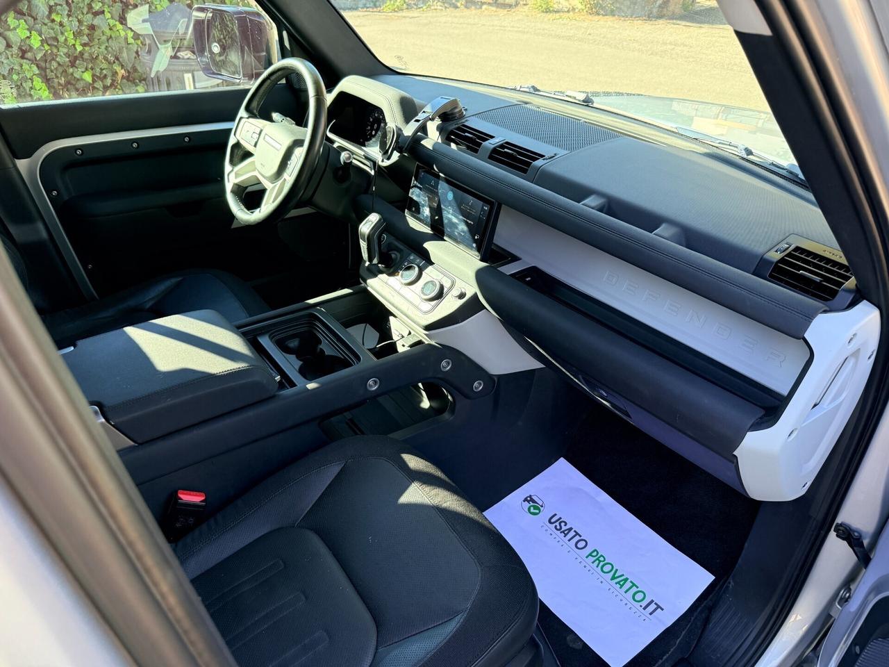 Land Rover Defender 110 3.0d Hybrid 7 POSTI