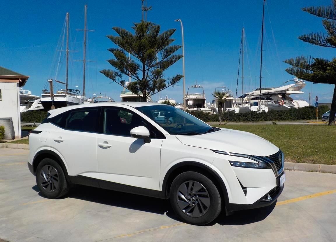 Nissan Qashqai MHEV 140 CV Business