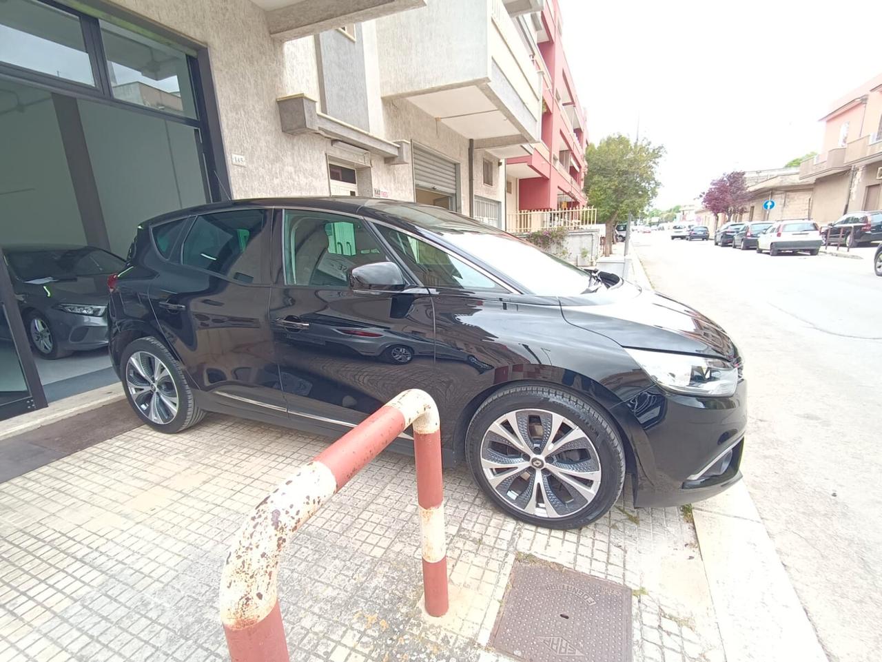 Renault Scenic 1.7 Blue dCi 120 CV Intens Navi PDC