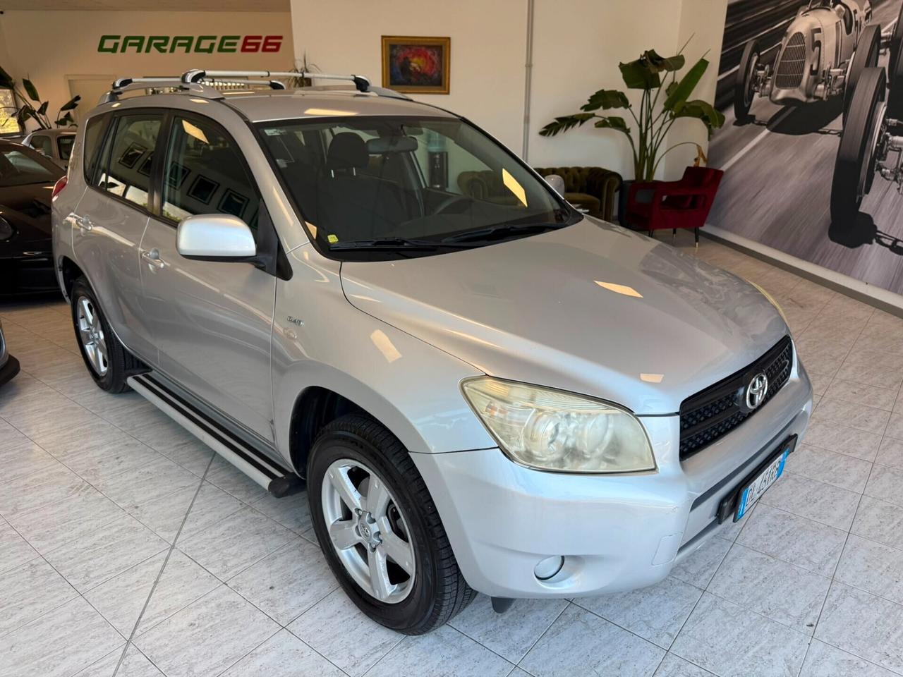 Toyota RAV 4 2.2 D-4D 136 CV Luxury