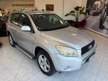 Toyota RAV 4 2.2 D-4D 136 CV Luxury