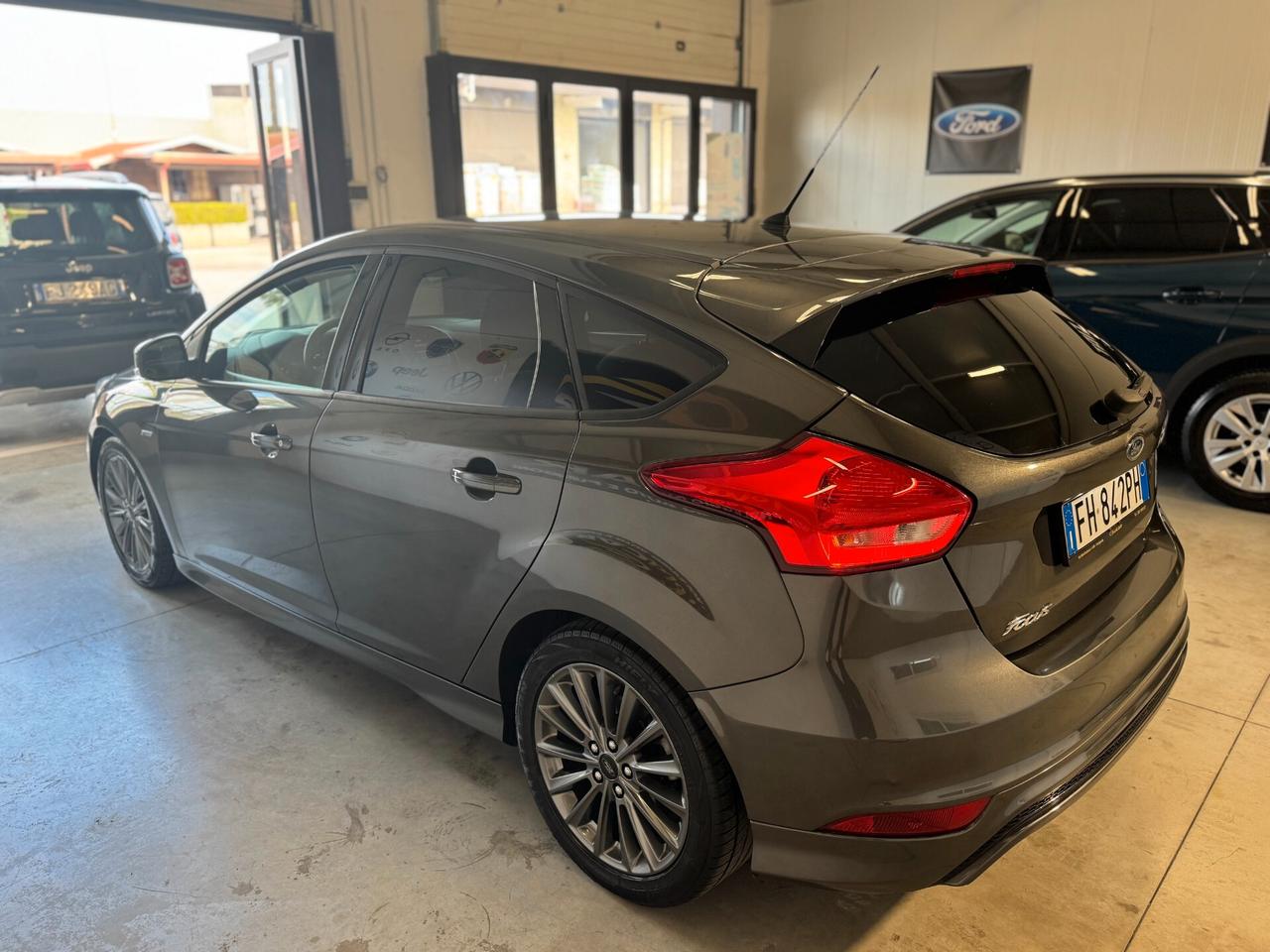 Ford Focus 1.5 TDCi 120 CV Start&Stop ST Line