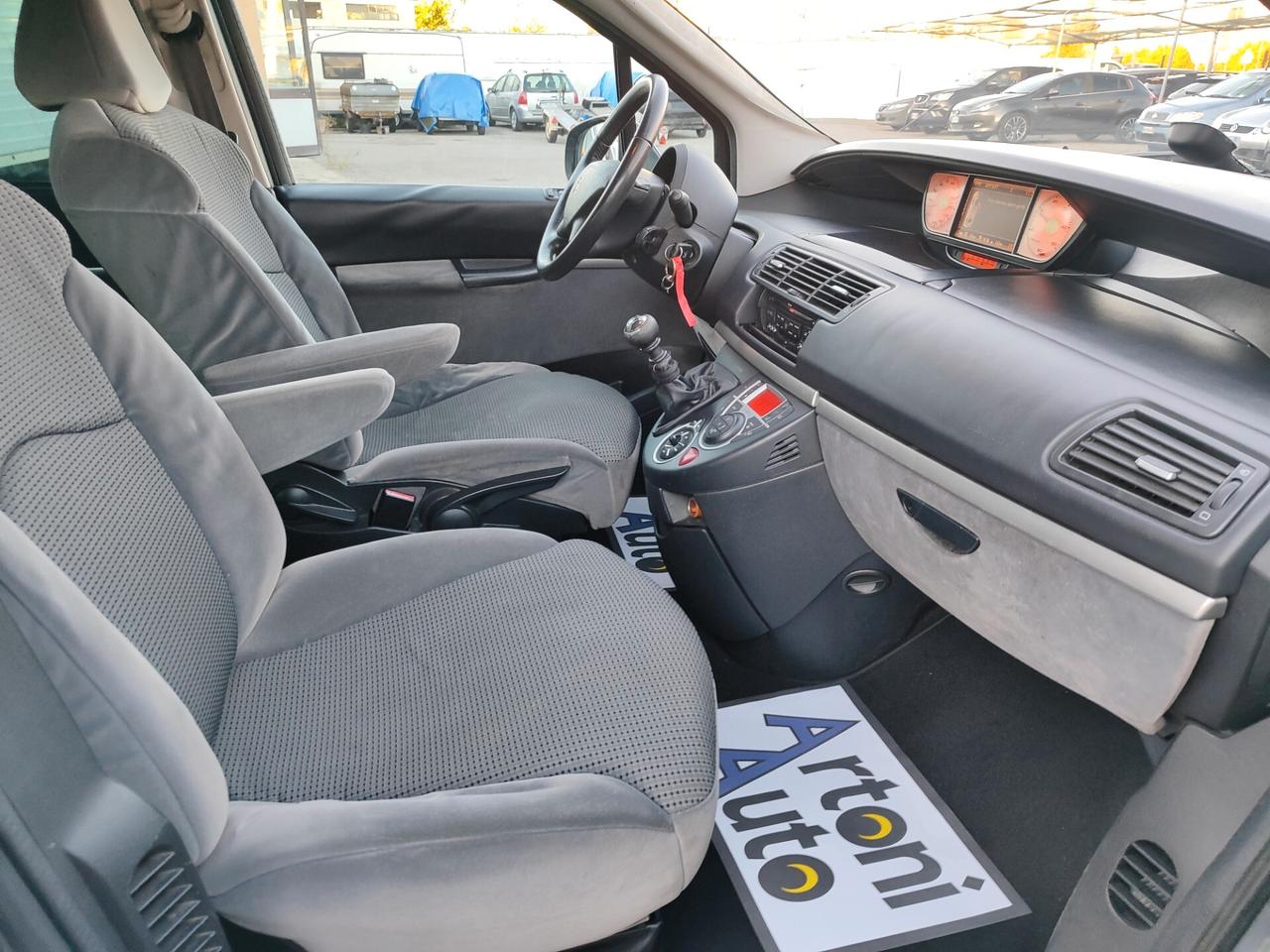 Peugeot 807 2.0 HDi 136CV Active 7 posti