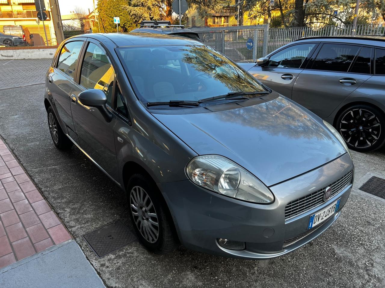 Fiat Grande Punto 1.4 5 porte Active Natural Power
