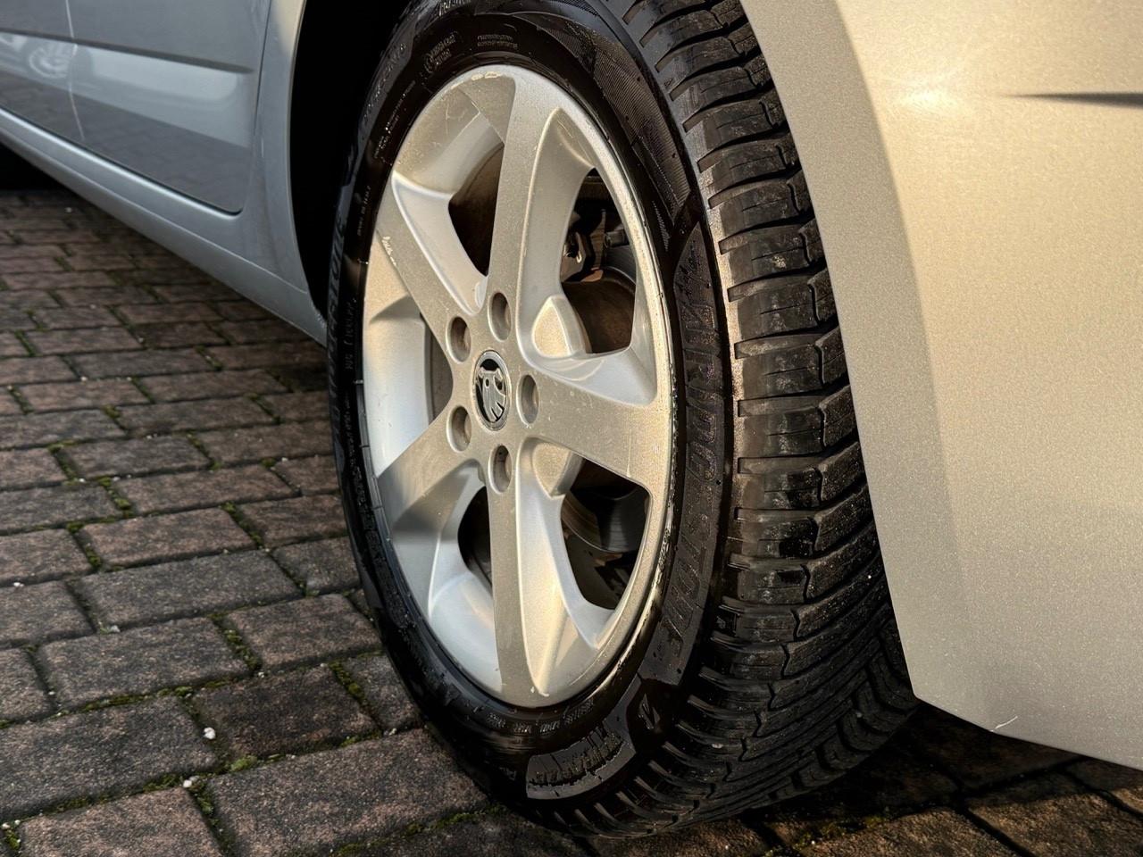 Skoda Octavia 1.6 TDI CR 115 CV DSG Wagon Executive