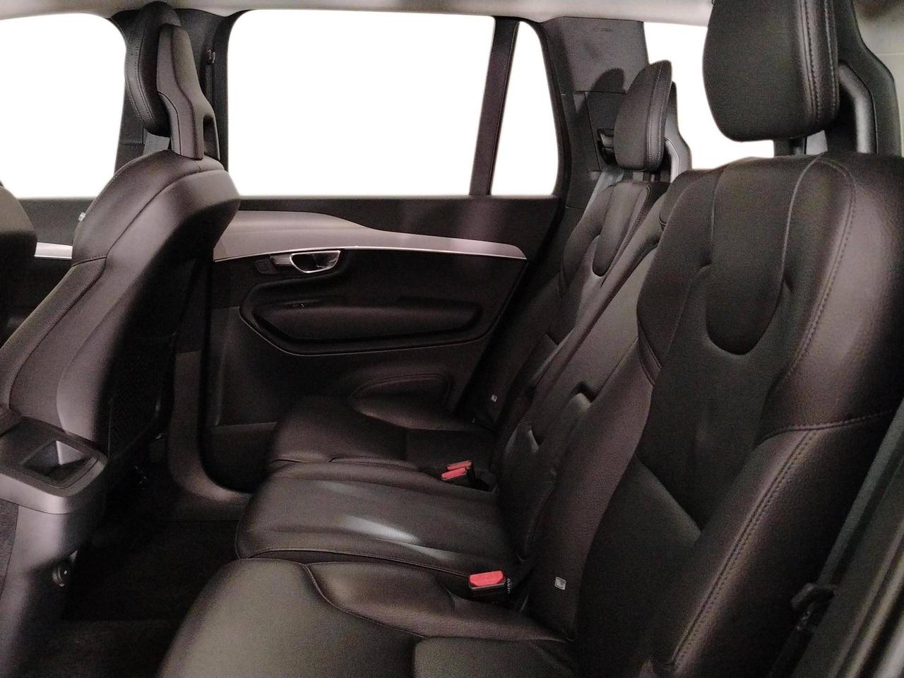 Volvo XC90 2.0 b5 Momentum awd