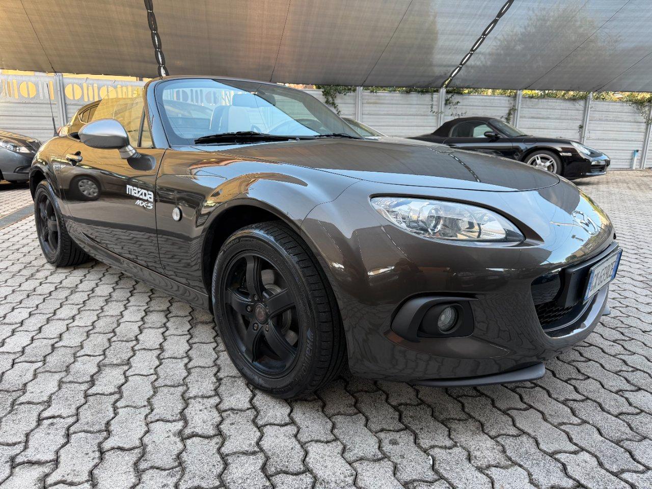 Mazda MX-5 Roadster Coupe 1.8 CABRIO Cult LIMITED SENDO!!! PELLE+LED+NAVI