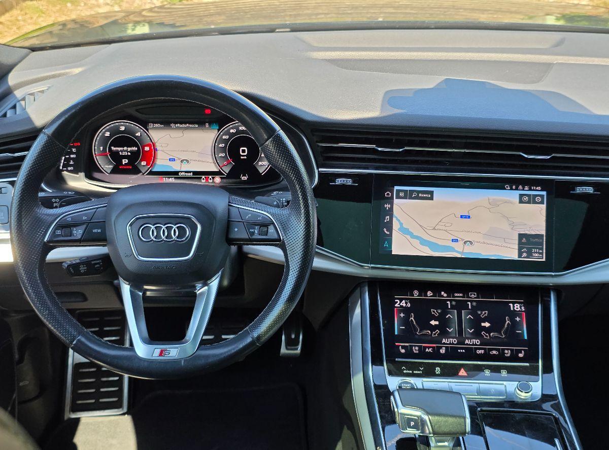 AUDI Q8 50TDI MHEV QUATTRO S-LINE TIPTRONIC