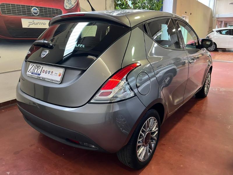 LANCIA Ypsilon 1.2 69 CV 5 porte S&S Gold