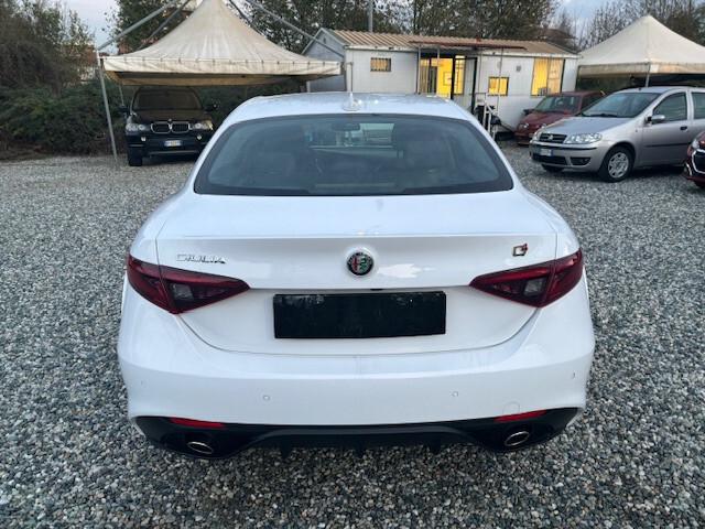 Alfa Romeo Giulia 2.2 Turbodiesel 180 CV AT8 Super