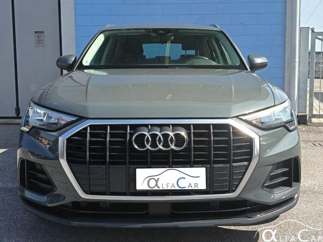 AUDI Q3 35 TFSI S tronic Business