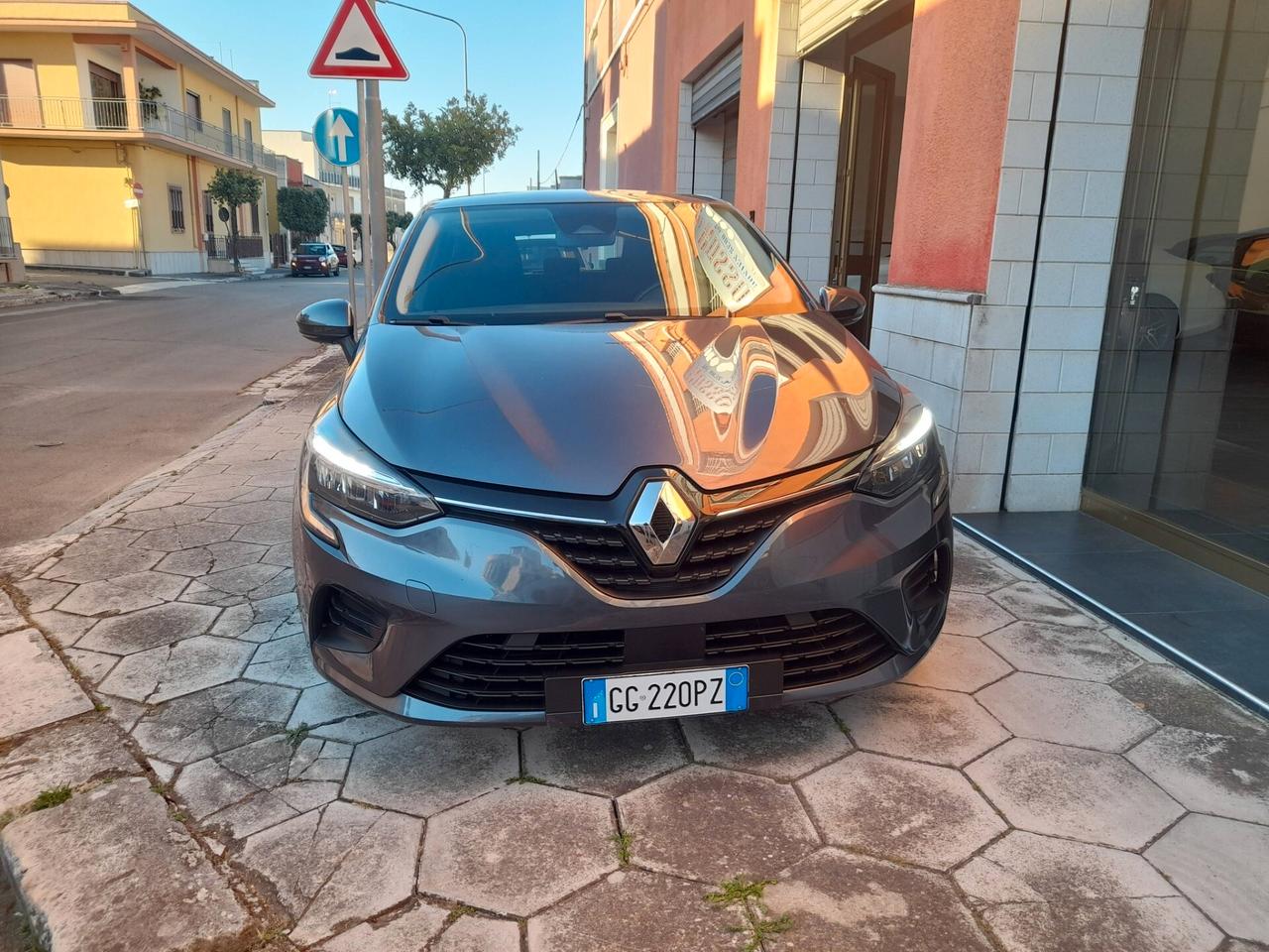 RENAULT CLIO 1.5 DCI