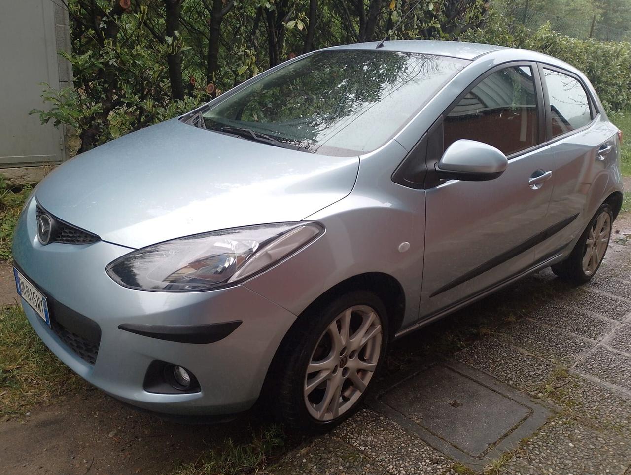 Mazda 2 1.3 16V 86CV 5p. Play