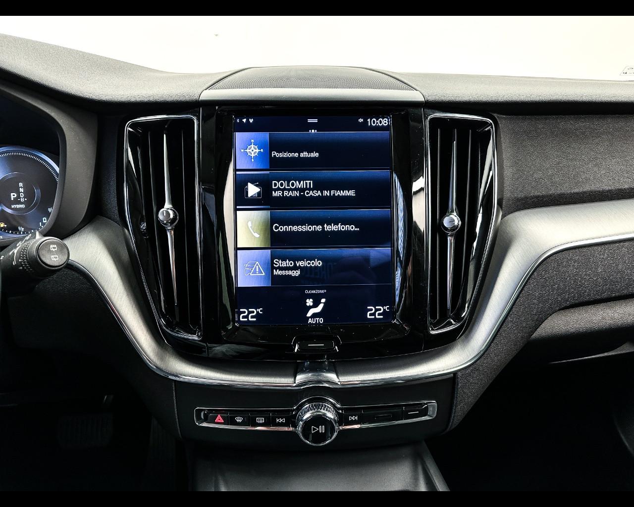 VOLVO XC60 (2017-->) - XC60 T6 Recharge Plug-in Hybrid AWD Inscrip