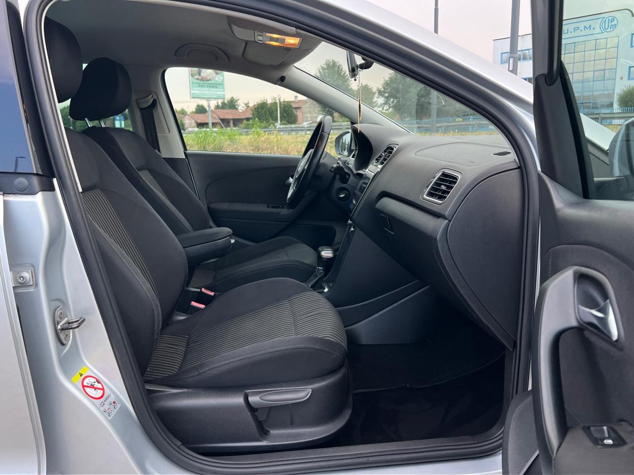 Volkswagen Polo 1.6 TDI 90CV DPF DSG 5 porte Highline