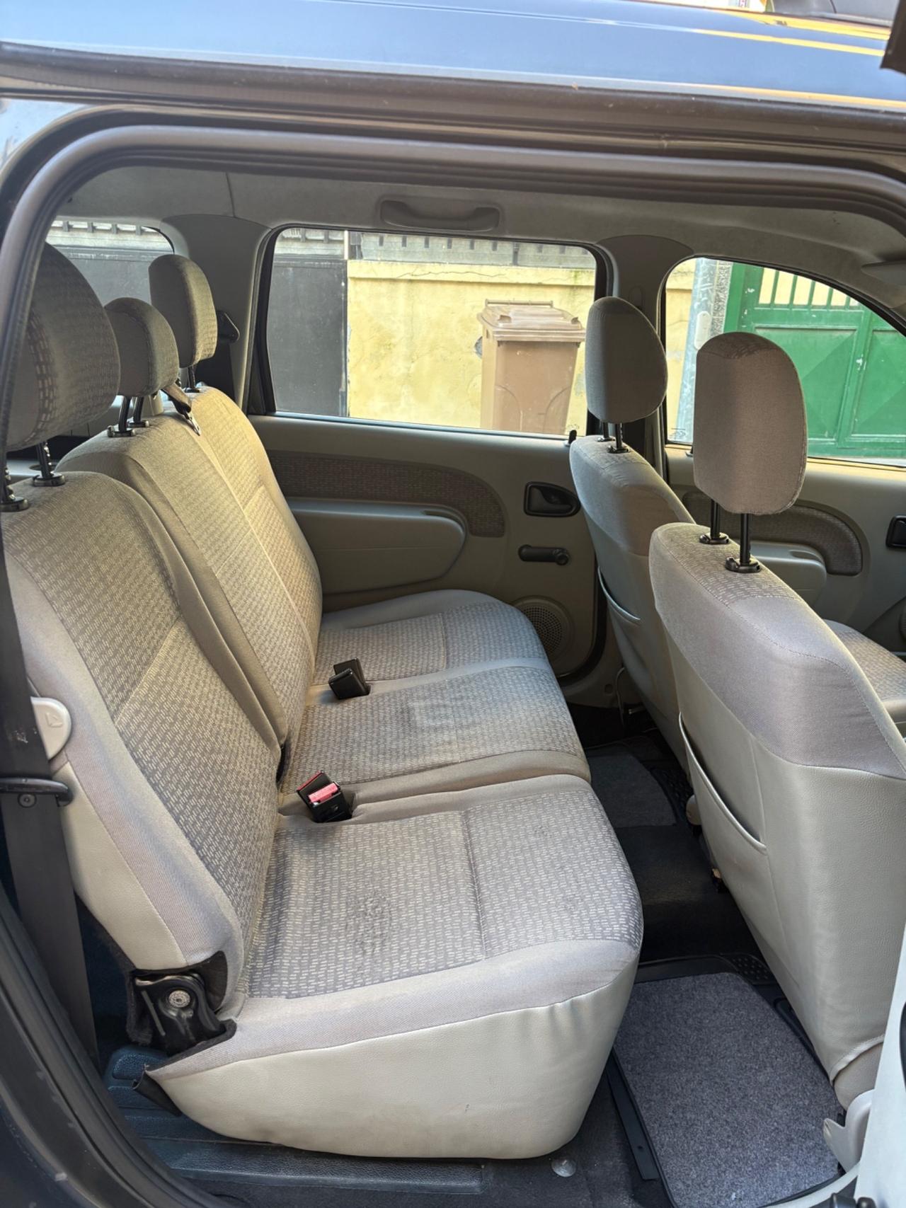 Dacia Logan 1.5 DCI 85cv 7 posti 145000km