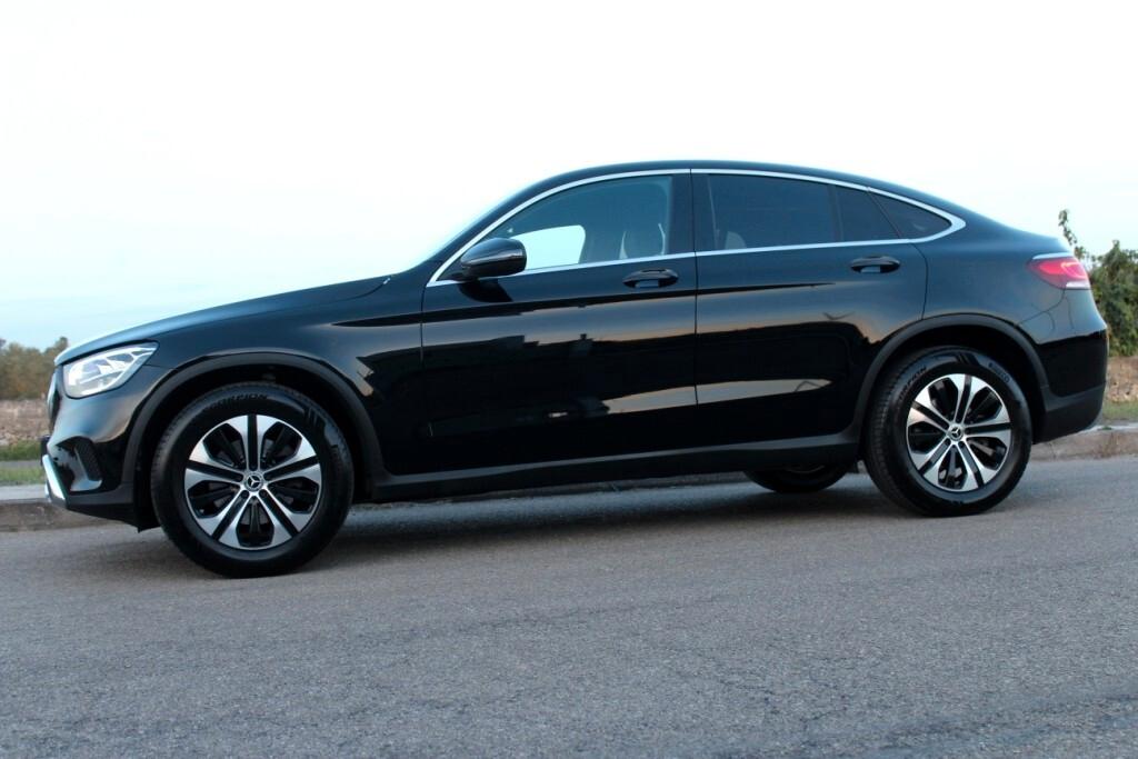 MERCEDES GLC coupé 200 d 4Matic *Pelle *Display 10,25