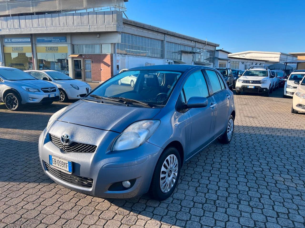 Toyota Yaris 1.3 5 porte Sol