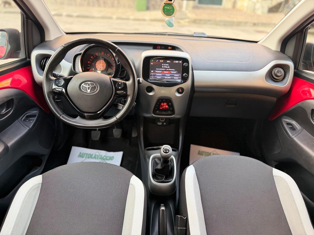 Toyota Aygo 1.0 VVT-i 69 CV 5 porte x-cool