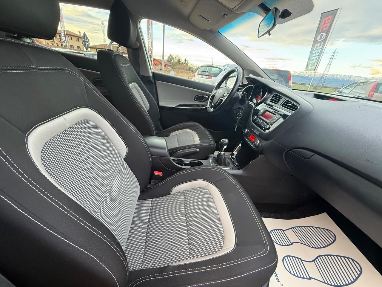 Kia Ceed cee'd 1.6 CRDi 110 CV 5 porte Cool