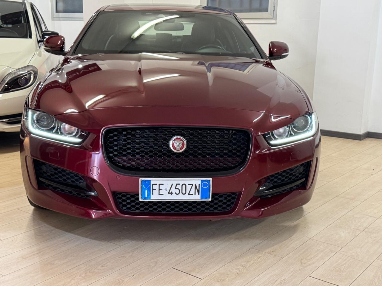 Jaguar XE 2.0 D Turbo 180 CV AWD aut. Portfolio Tetto Garantita
