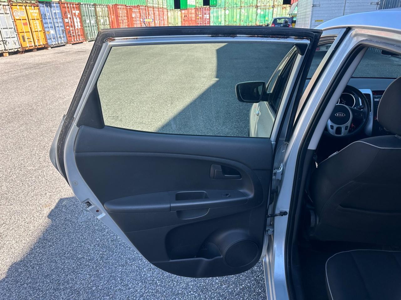 Kia Venga 1.4 CVVT EX SOLO 90.000 KM