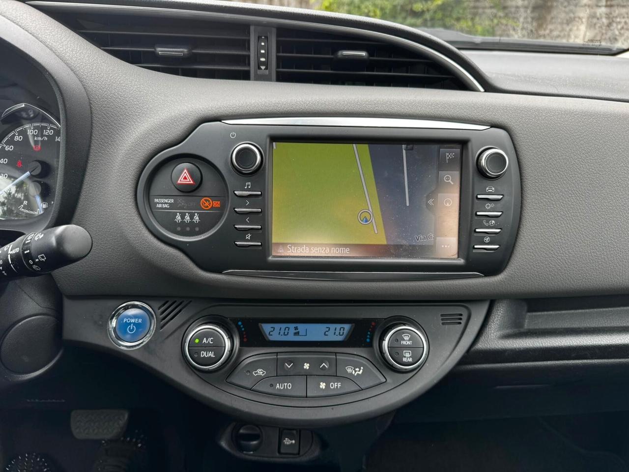 Toyota Yaris 1.5 Hybrid 5 porte Active