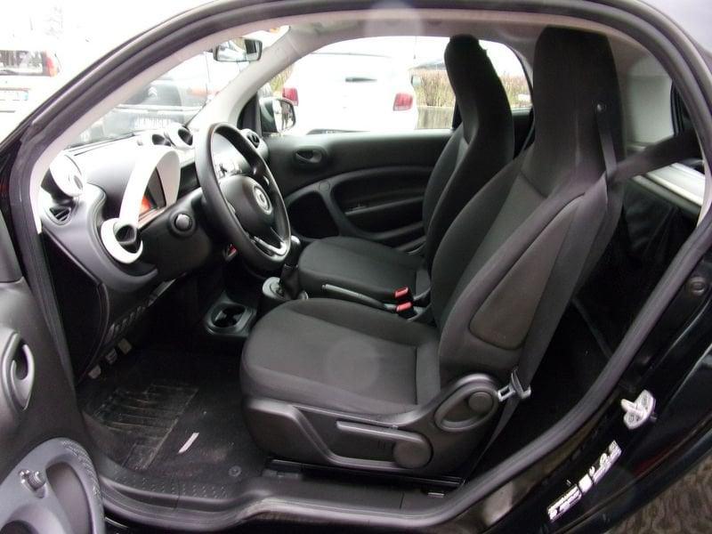 smart fortwo 70 1.0 Youngster