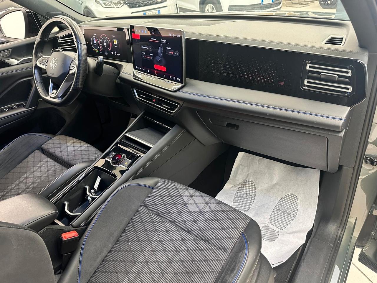 VOLKSWAGEN TIGUAN III 2024 1.5 etsi R-Line 150cv dsg IVA ESPOSTA