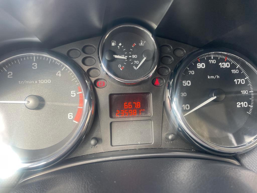 Peugeot 207 CC 1.6 hdi 8v Tecno fap