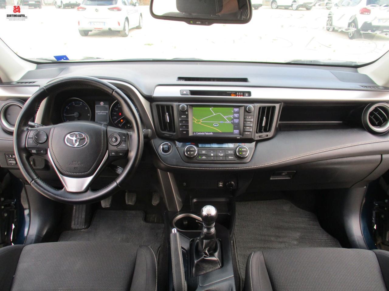 Toyota RAV 4 RAV4 2.0 D-4D 2WD Business 143cv 2/2017 KM119000