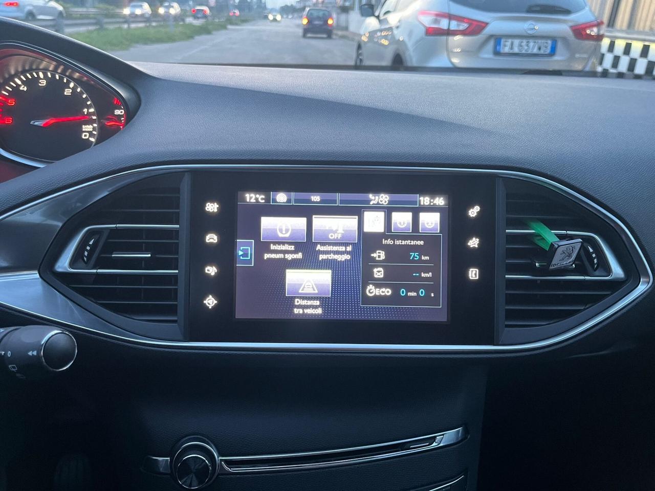 Peugeot 308 1.6 e-HDi Stop&Start Allure Unipro 2013