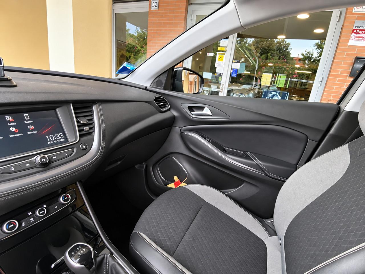 Opel Grandland X 1.2 Ultimate s&s 130cv GPL