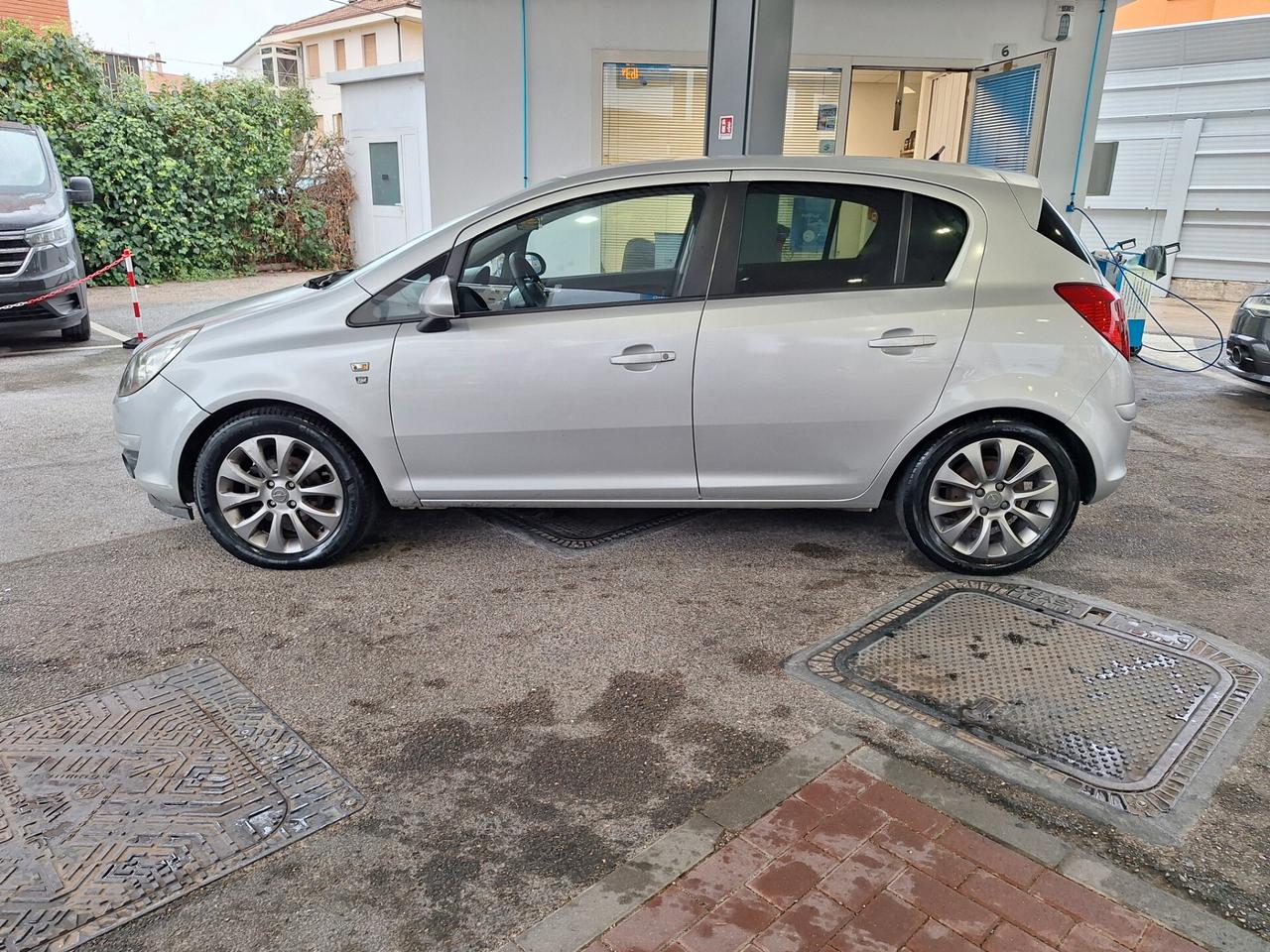 Opel Corsa 1.3 CDTI 75CV ecoFLEX 5 porte Edition NEOPATENTATI