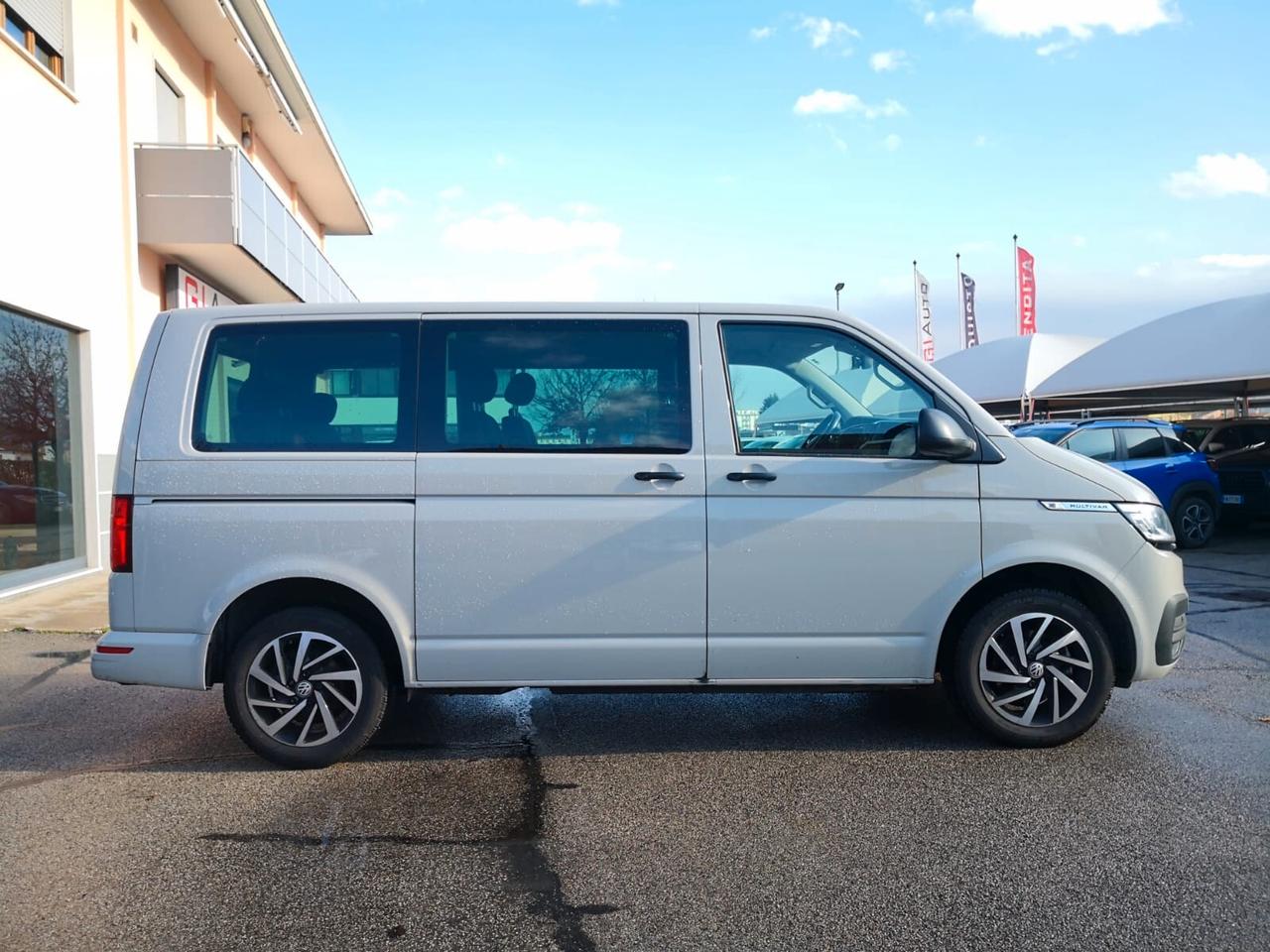 Volkswagen Multivan 2.0 TDI 150CV DSG 4MOTION Trendline 7posti ***PREZZO IVA INCLUSA***